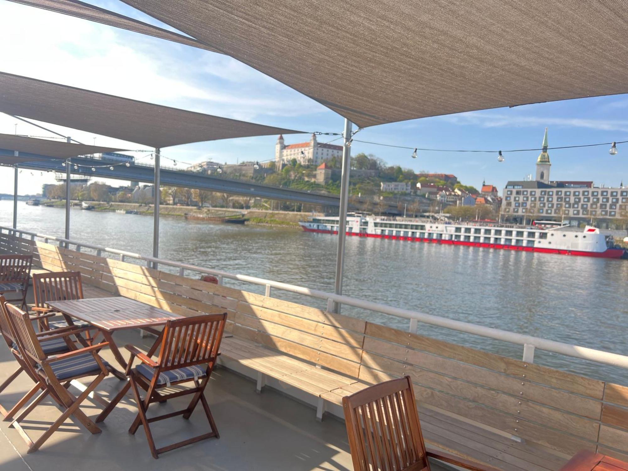 Orient Express Istanbul By Zazi Apartment Bratislava Exterior photo